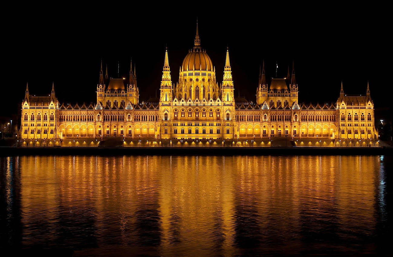 Tòa nhà quốc hội Hungary