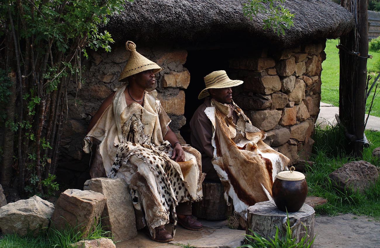 Trang phục dân tộc người Nam Phi