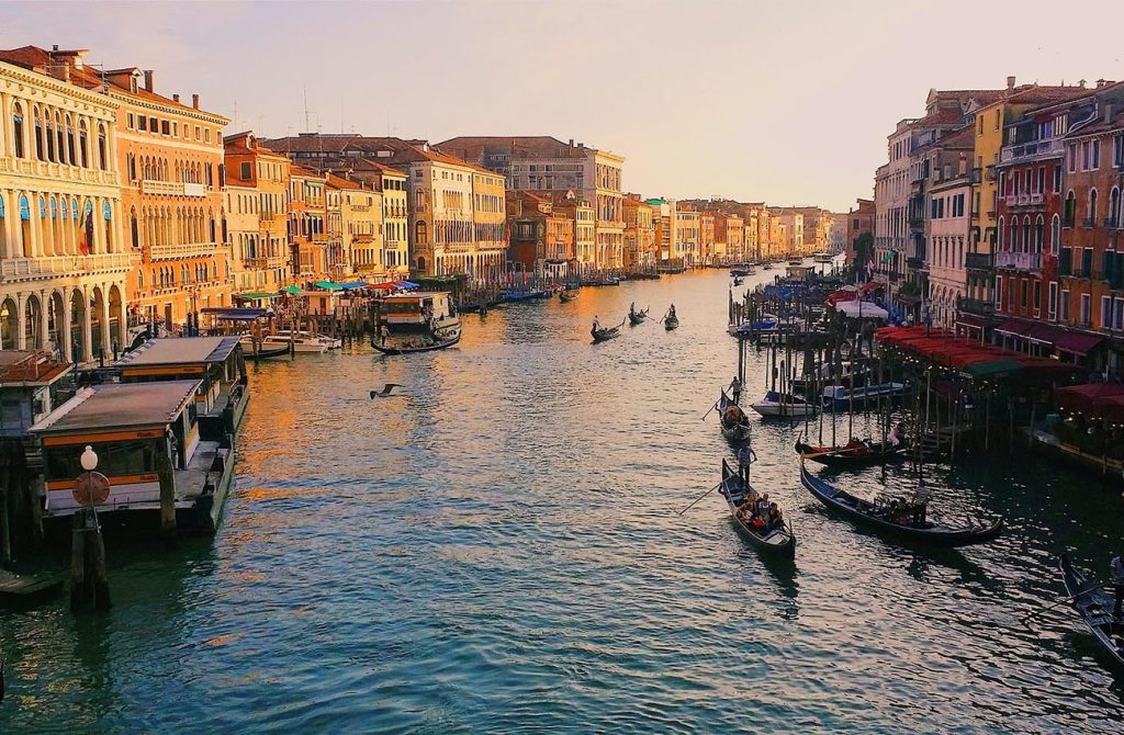 Dòng Sông Venice
